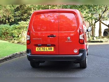 Used Peugeot Partner 2020 for sale - 77249896: Photo
