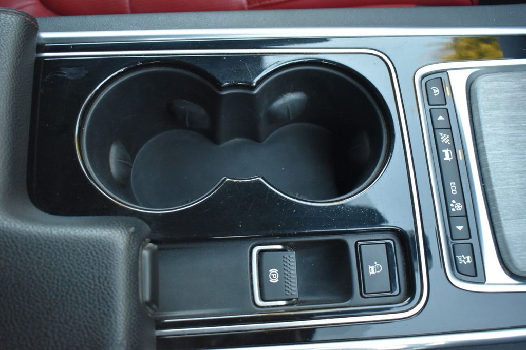 Used Jaguar XE 2015 for sale - 76840795: Photo 15