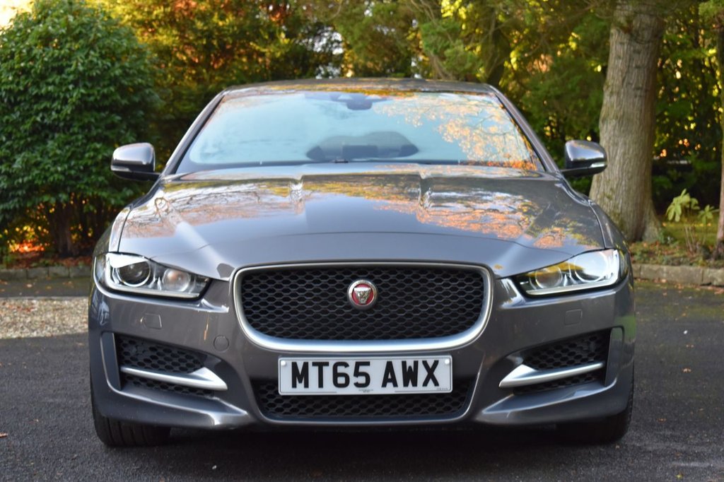 Used Jaguar XE 2015 for sale - 76840795: Photo 3