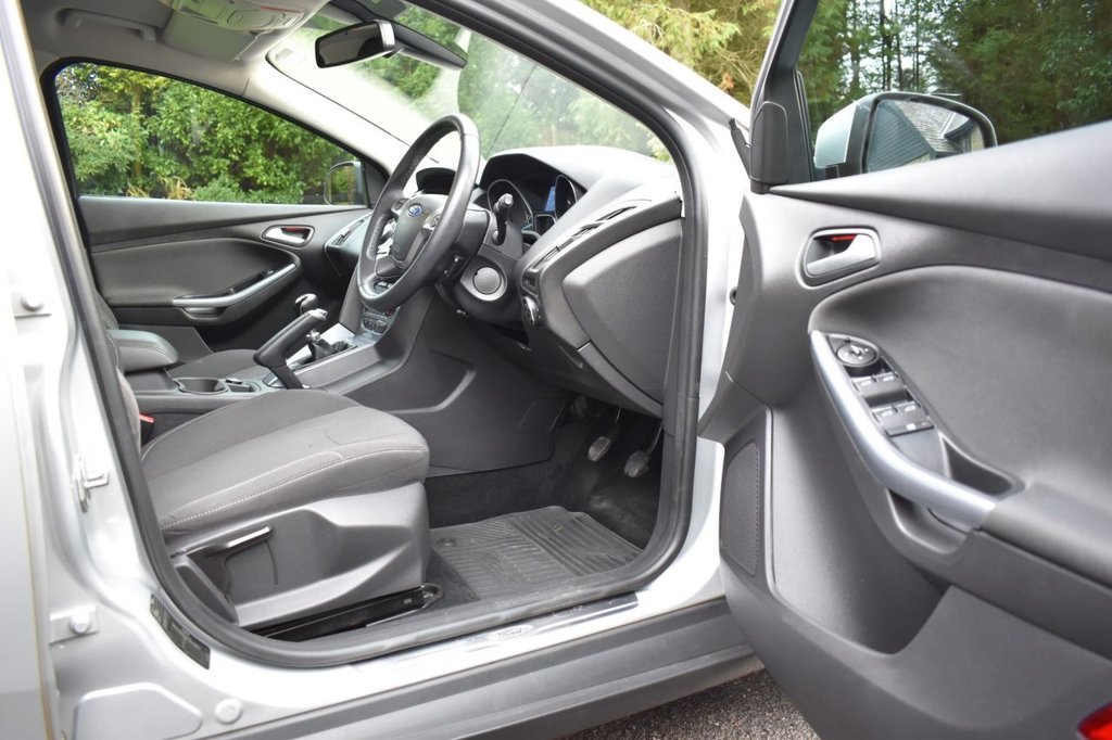 Used Ford Focus 2012 for sale - 76882989: Photo 17