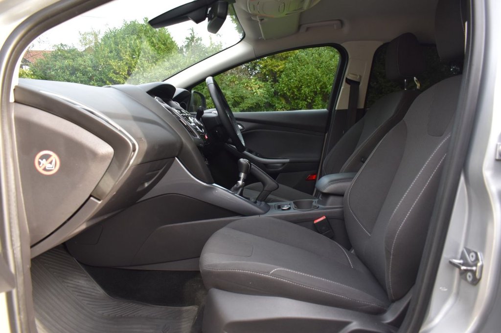 Used Ford Focus 2012 for sale - 76882989: Photo 20