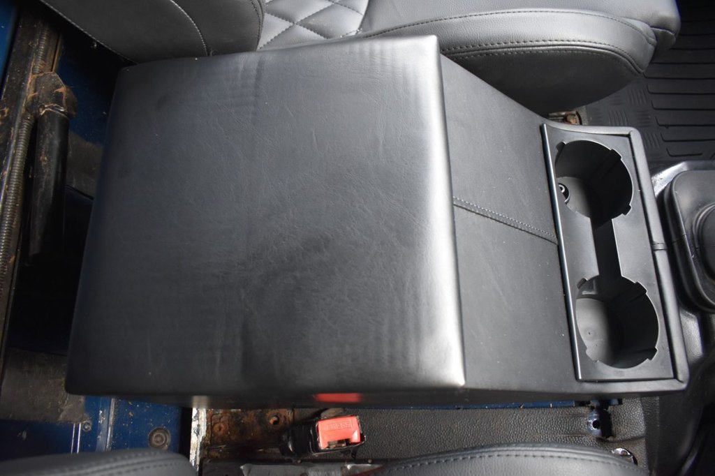 Used Land Rover Defender 2003 for sale - 76923426: Photo 19