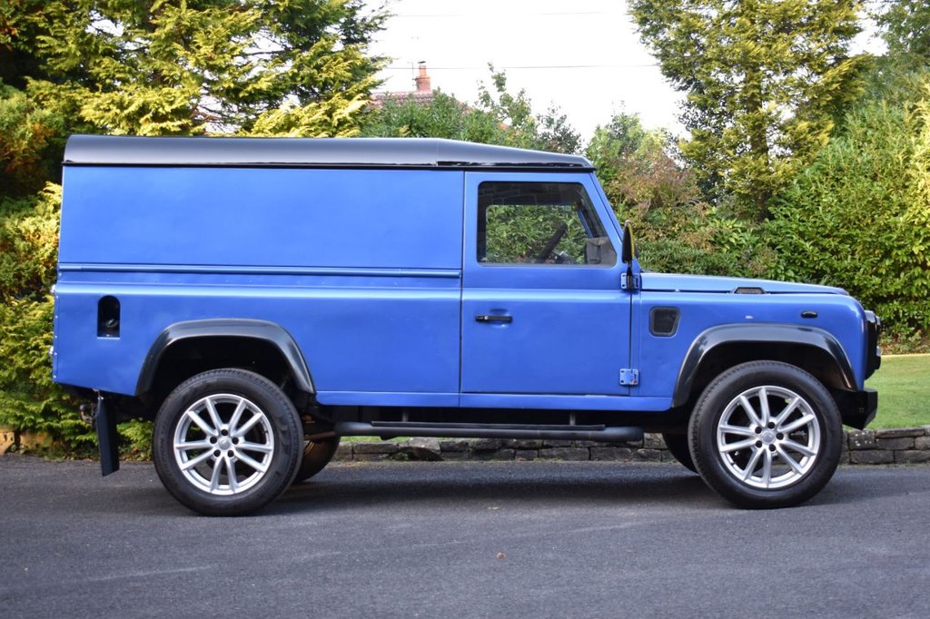 Used Land Rover Defender 2003 for sale - 76923426: Photo 29
