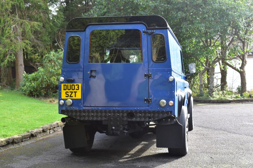 Used Land Rover Defender 2003 for sale - 76923426: Photo 4