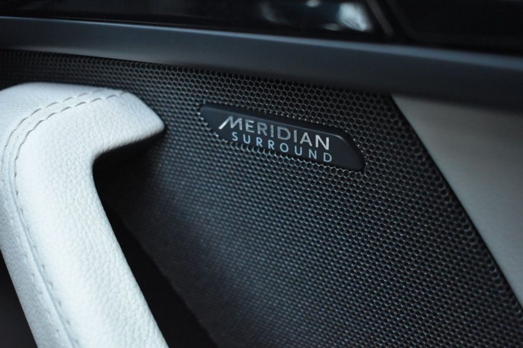 Used Jaguar F-Type 2019 for sale - 76923500: Photo 11