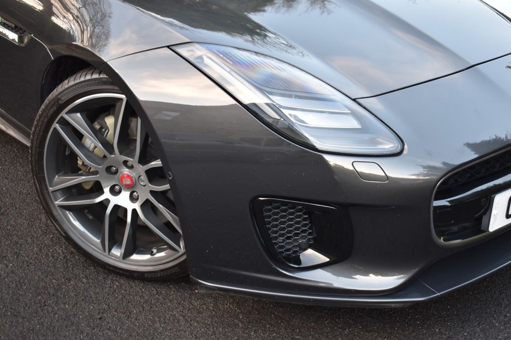 Used Jaguar F-Type 2019 for sale - 76923500: Photo 21