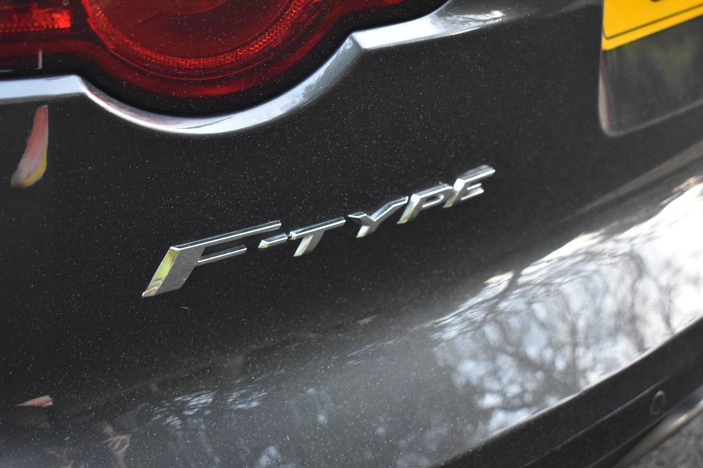Used Jaguar F-Type 2019 for sale - 76923500: Photo 27