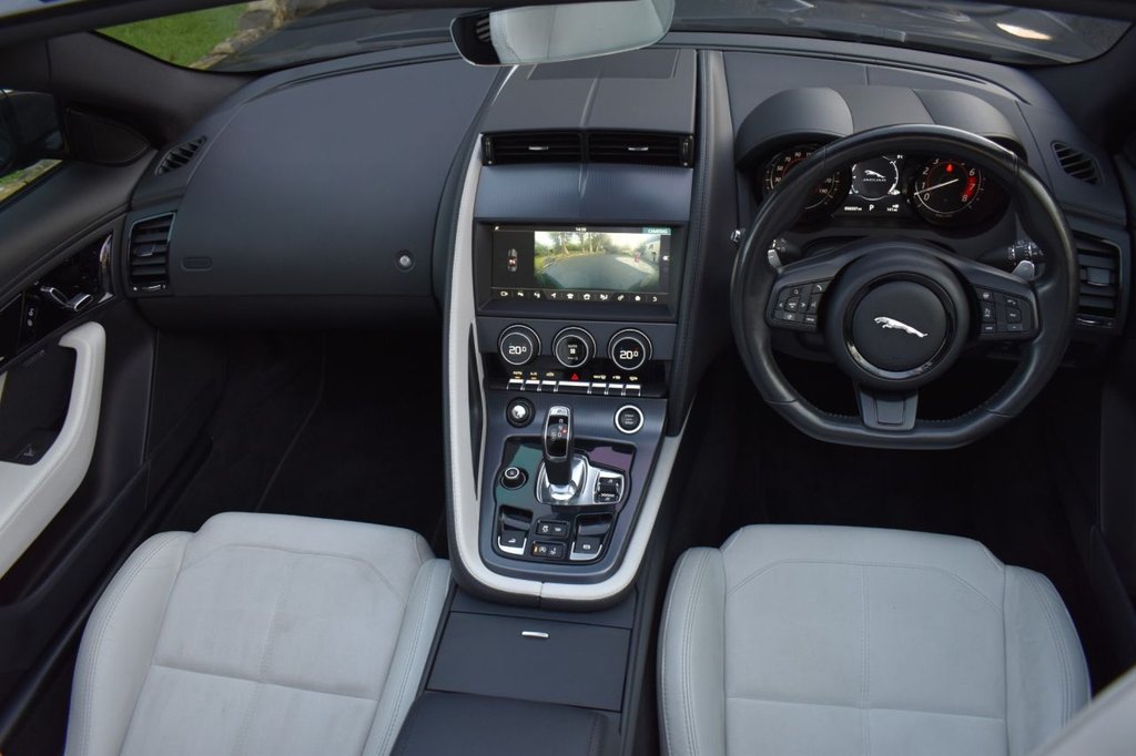 Used Jaguar F-Type 2019 for sale - 76923500: Photo 5