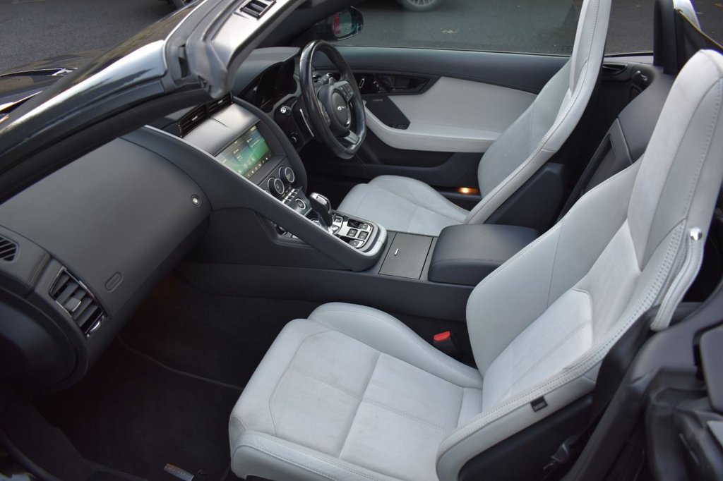 Used Jaguar F-Type 2019 for sale - 76923500: Photo 7