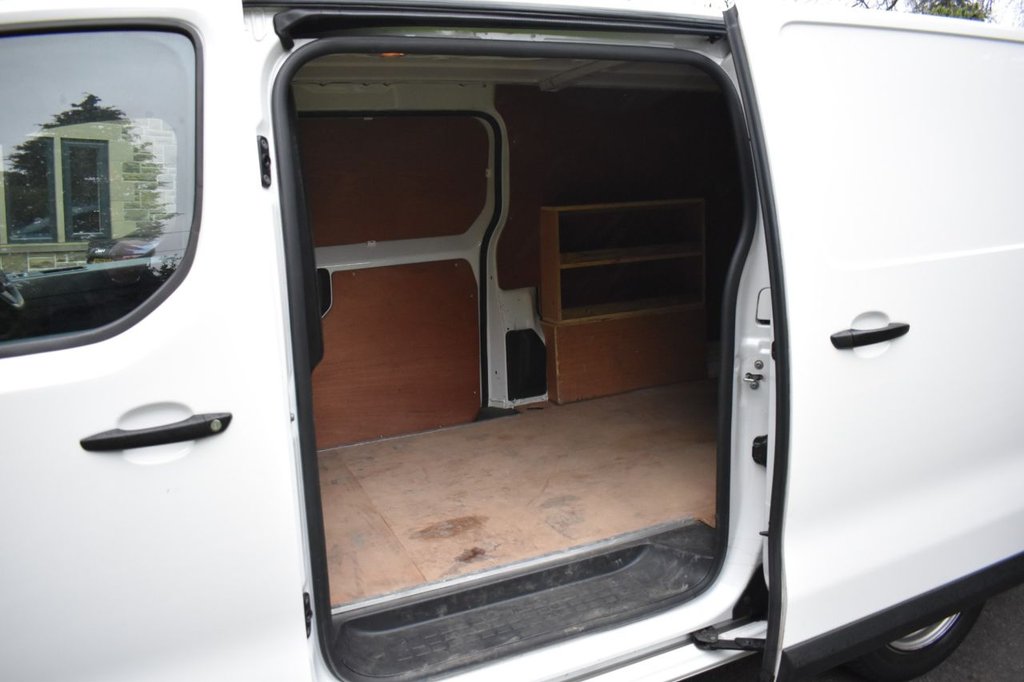 Used Vauxhall Vivaro 2022 for sale - 77037979: Photo 16