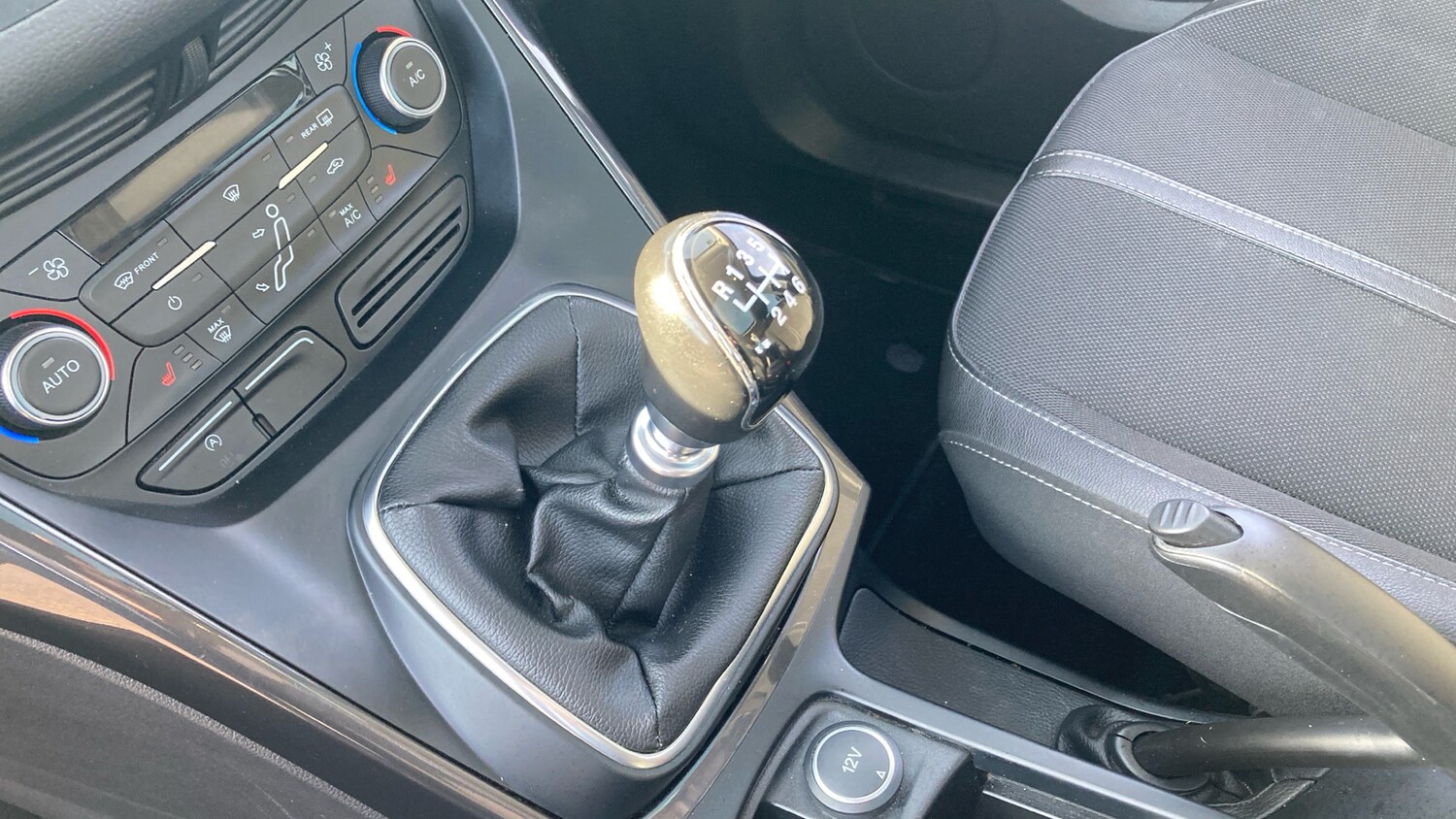 Used Ford Grand C-Max 2018 for sale - 77663350: Photo 13