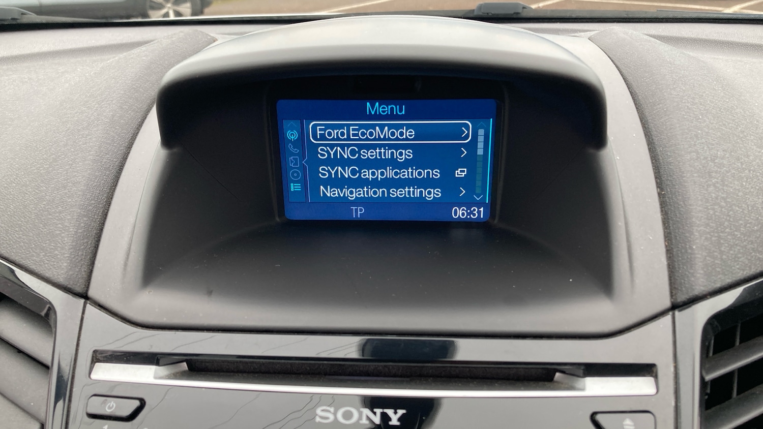 Used Ford Fiesta 2015 for sale - 77136847: Photo 12