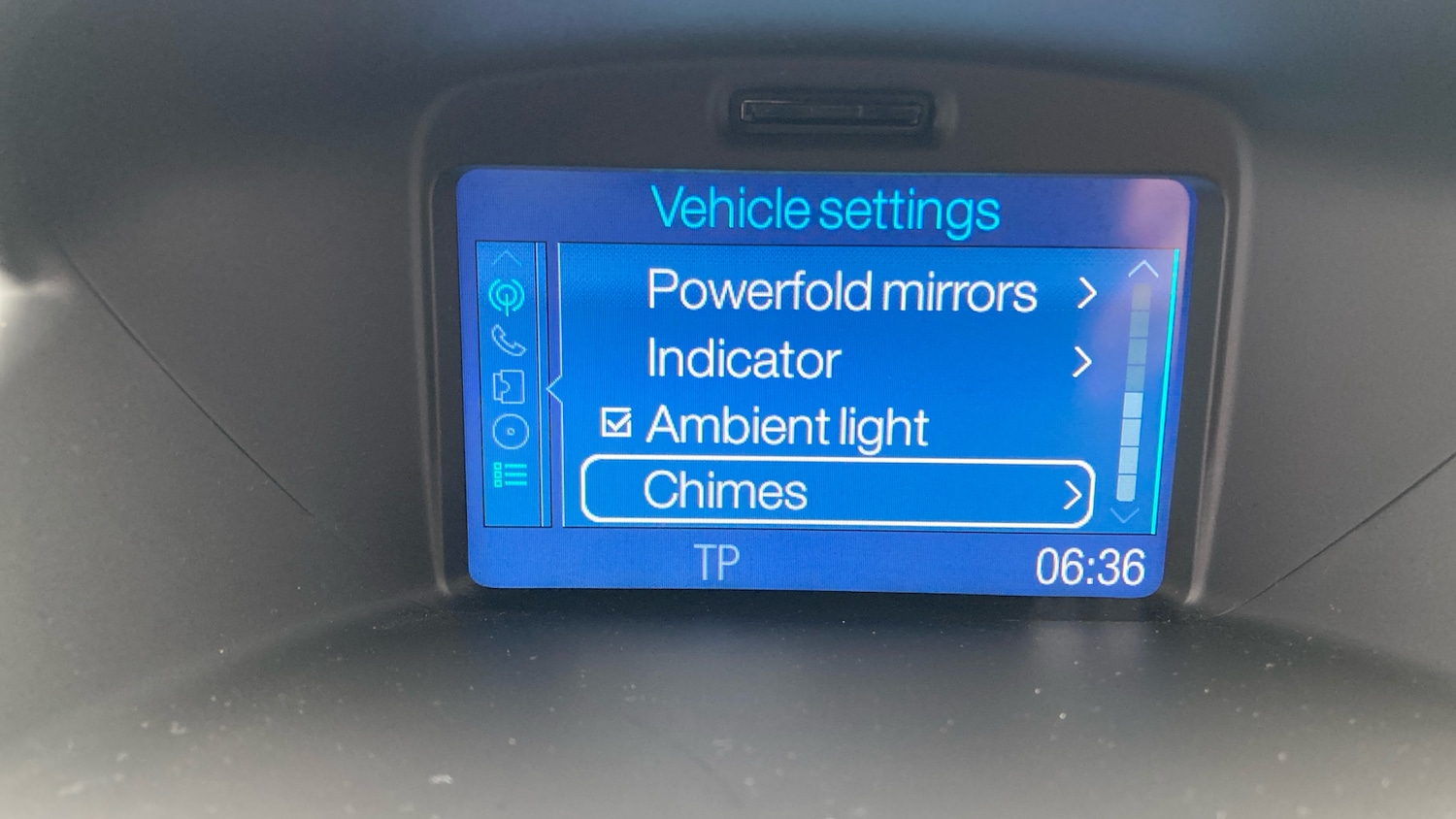 Used Ford Fiesta 2015 for sale - 77136847: Photo 38