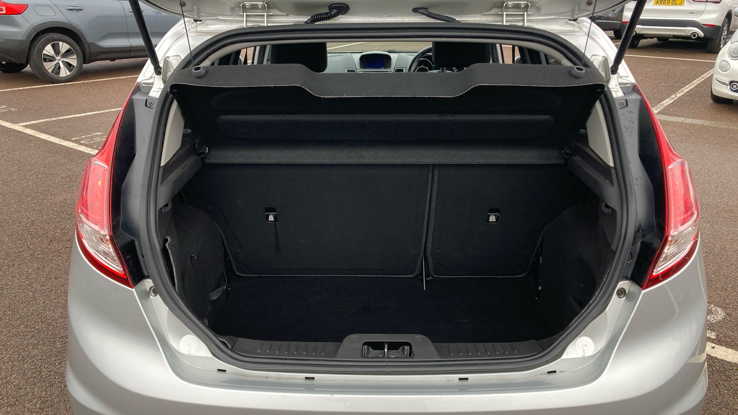 Used Ford Fiesta 2015 for sale - 77136847: Photo 4