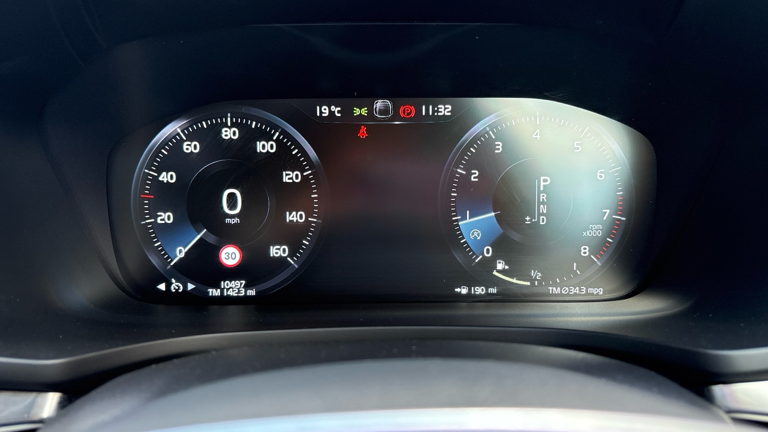 Used Volvo V60 2019 for sale - 76384893: Photo 11