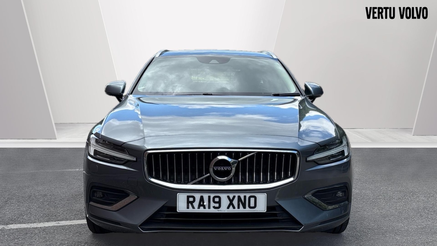 Used Volvo V60 2019 for sale - 76384893: Photo 12