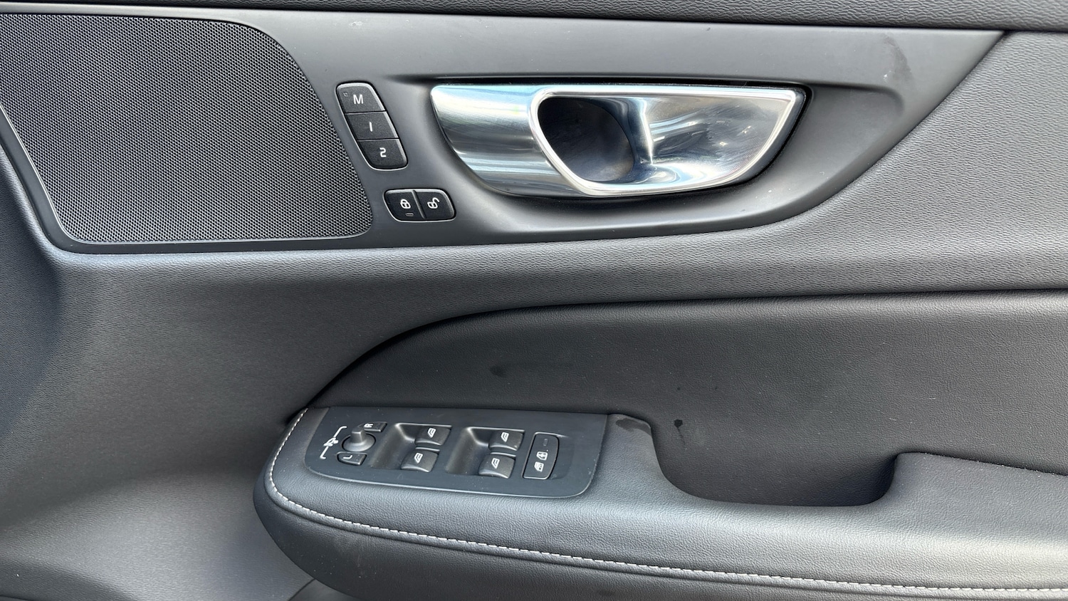 Used Volvo V60 2019 for sale - 76384893: Photo 15