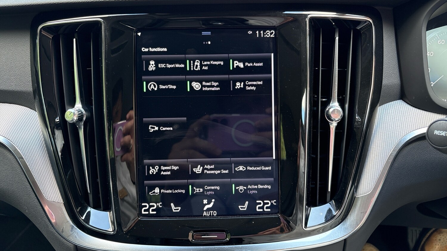 Used Volvo V60 2019 for sale - 76384893: Photo 21