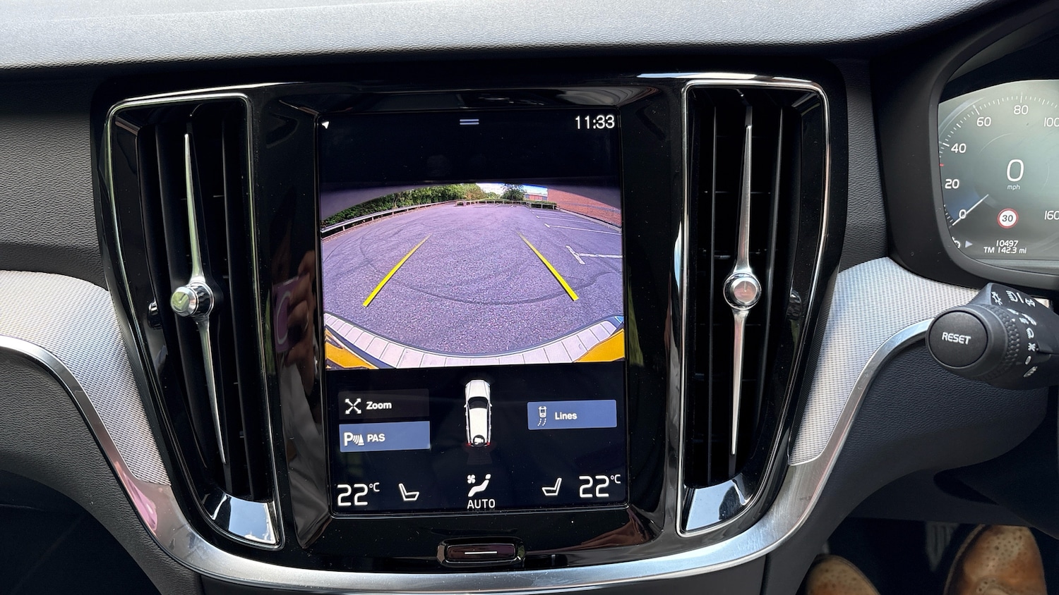 Used Volvo V60 2019 for sale - 76384893: Photo 31