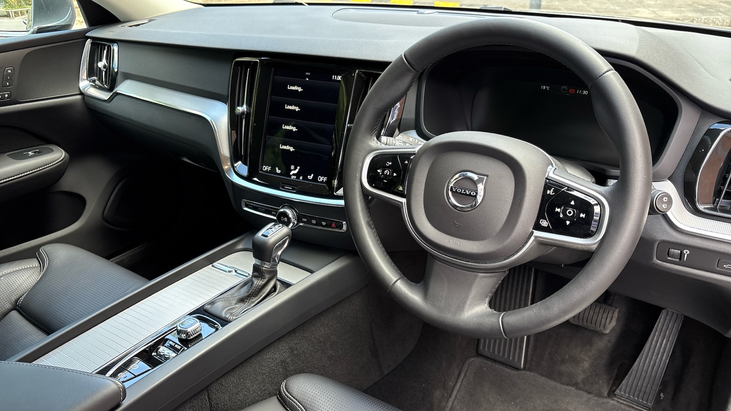 Used Volvo V60 2019 for sale - 76384893: Photo 5