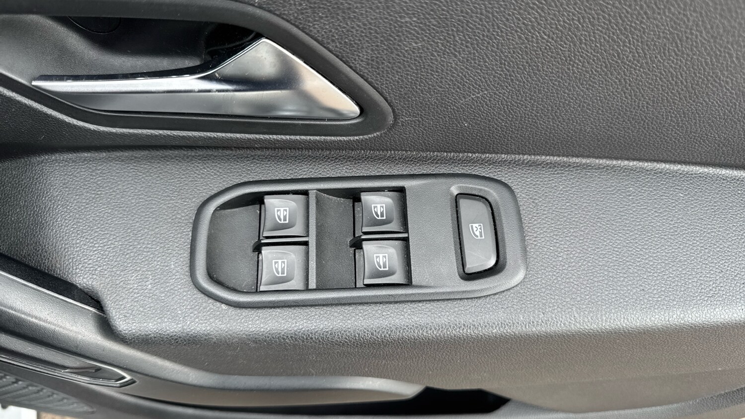 Used Dacia Duster 2019 for sale - 77915377: Photo 25