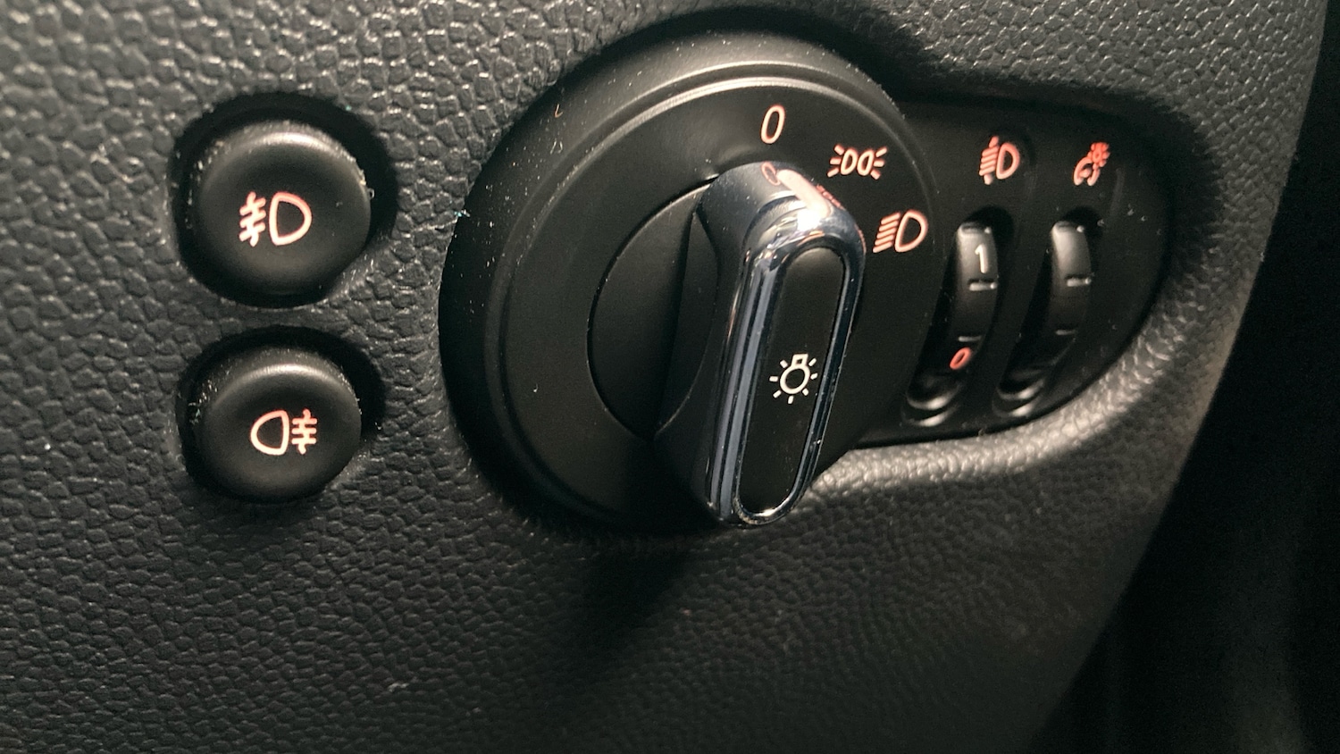 Used MINI Hatch 2018 for sale - 77796801: Photo 36