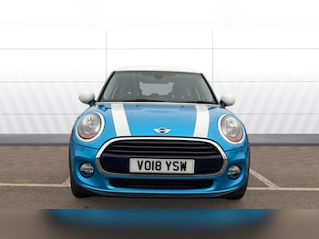 Used MINI Hatch 2018 for sale - 77796801: Photo