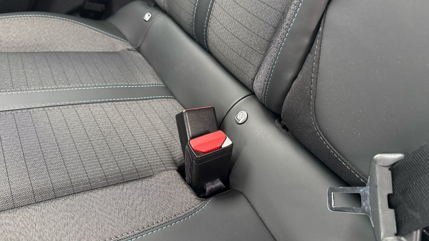 Used Peugeot 208 2021 for sale - 77898731: Photo 17