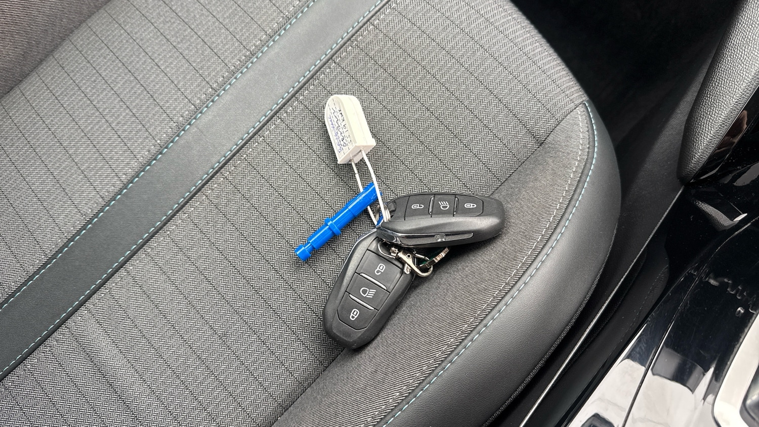 Used Peugeot 208 2021 for sale - 77898731: Photo 20