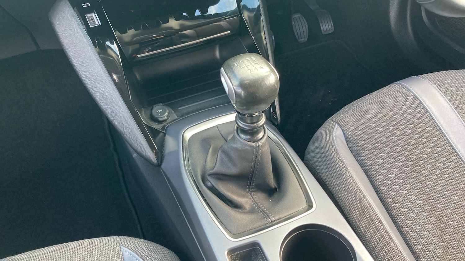 Used Peugeot 2008 2020 for sale - 76490319: Photo 13