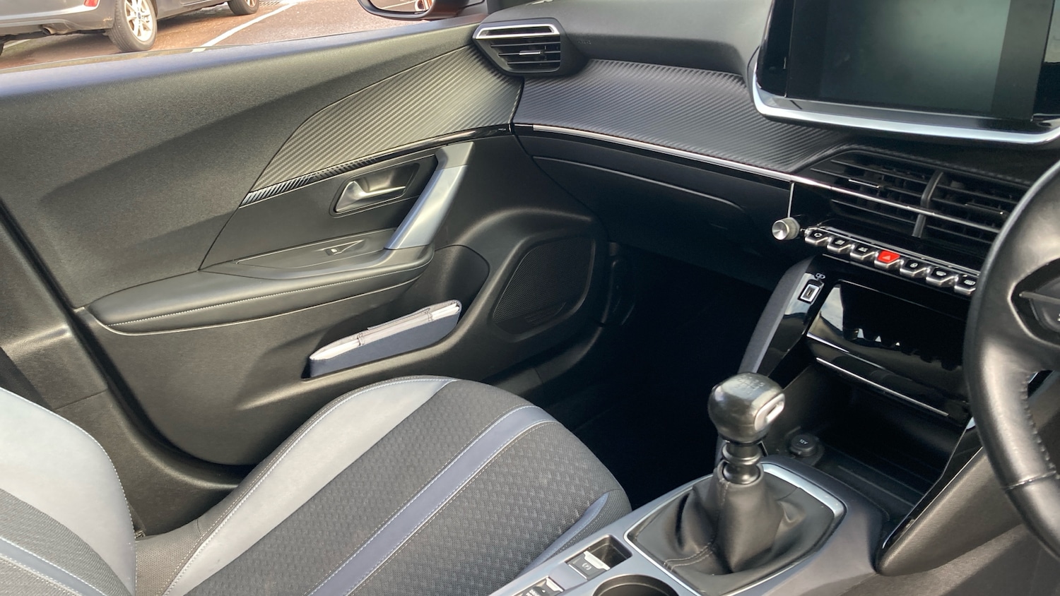 Used Peugeot 2008 2020 for sale - 76490319: Photo 14