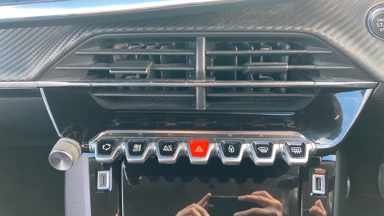 Used Peugeot 2008 2020 for sale - 76490319: Photo 41