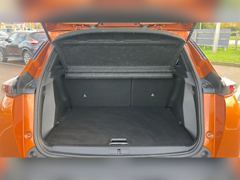 Used Peugeot 2008 2020 for sale - 76490319: Photo