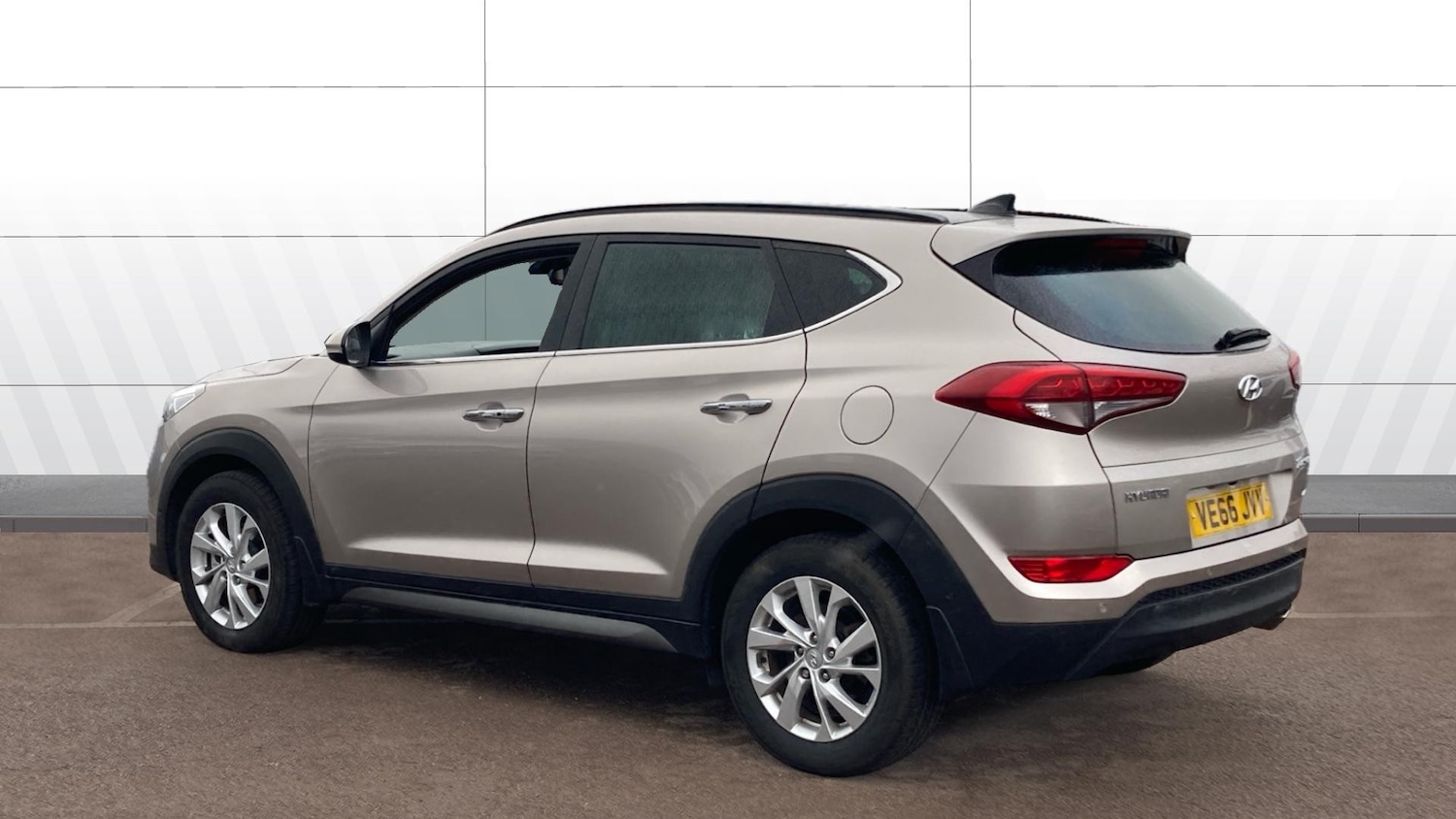 Used Hyundai TUCSON 2016 for sale - 76553681: Photo 2