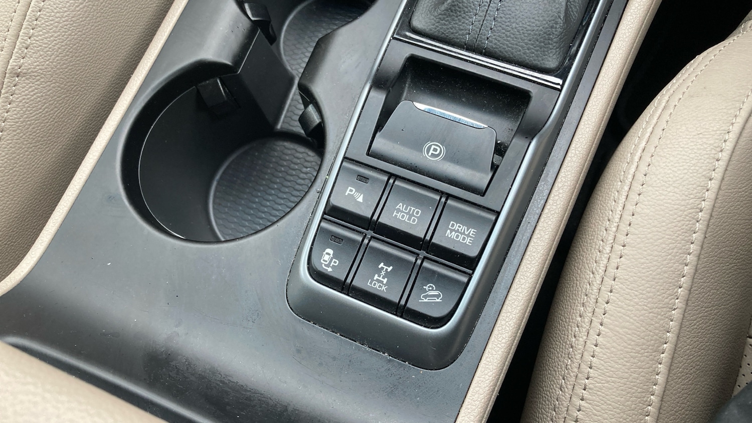 Used Hyundai TUCSON 2016 for sale - 76553681: Photo 32