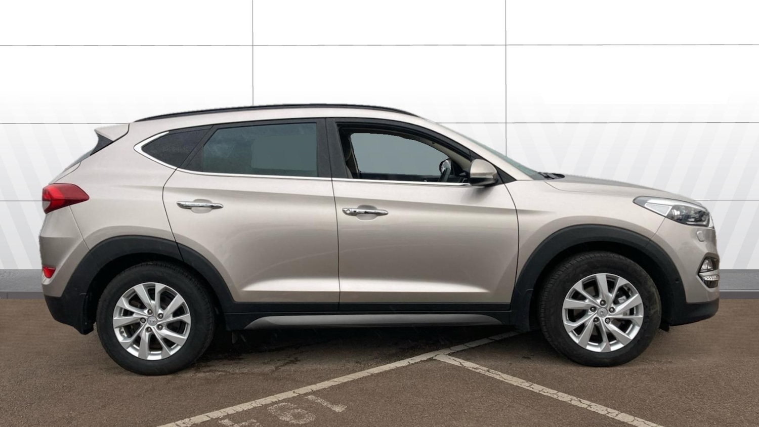Used Hyundai TUCSON 2016 for sale - 76553681: Photo 5