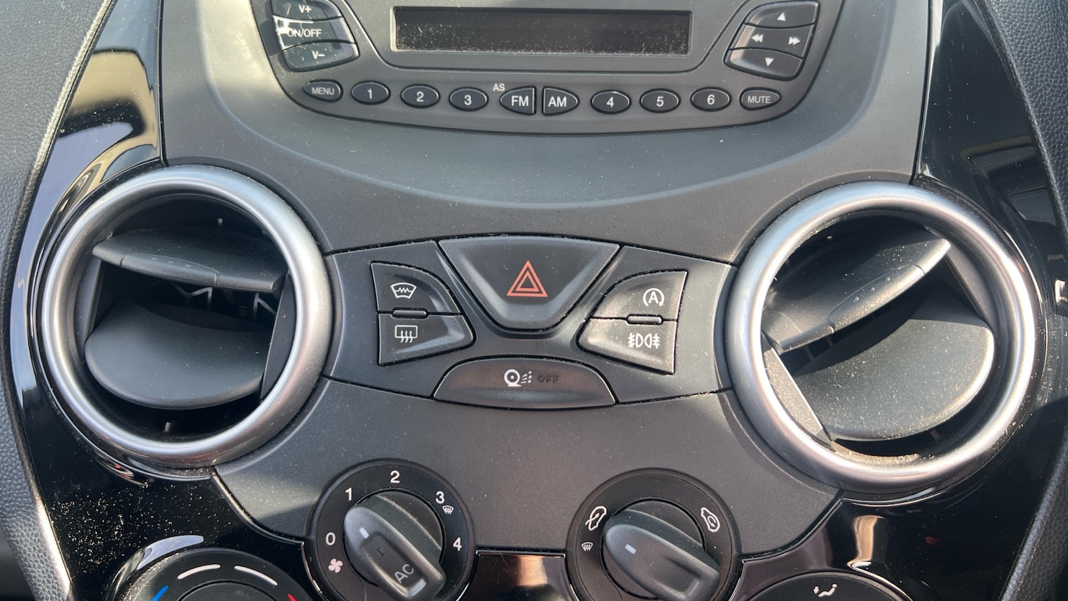 Used Ford Ka 2015 for sale - 77662471: Photo 25