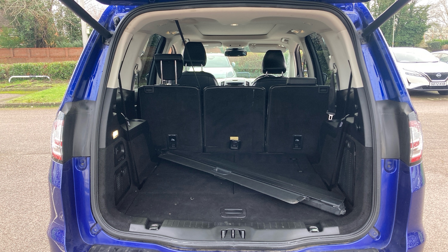 Used Ford Galaxy 2016 for sale - 77151859: Photo 4