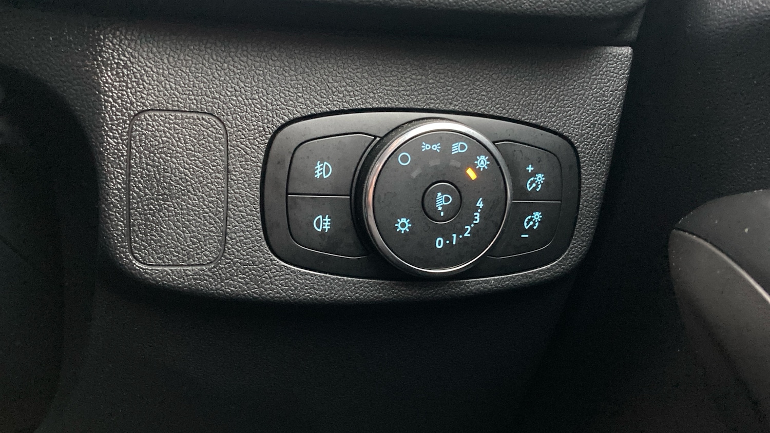 Used Ford Focus 2021 for sale - 77061503: Photo 22