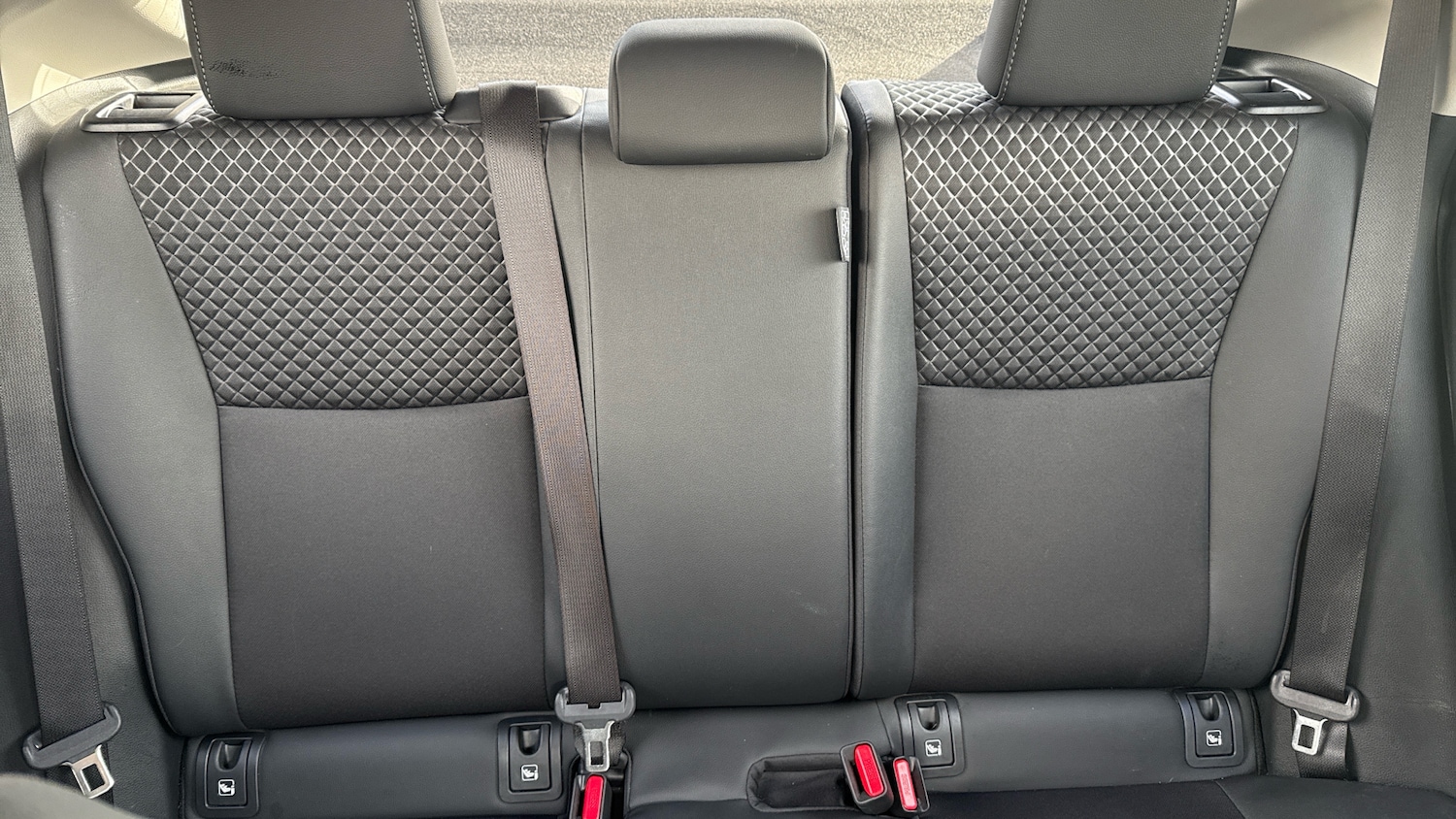 Used Mazda Mazda2 HYBRID 2023 for sale - 78025250: Photo 15