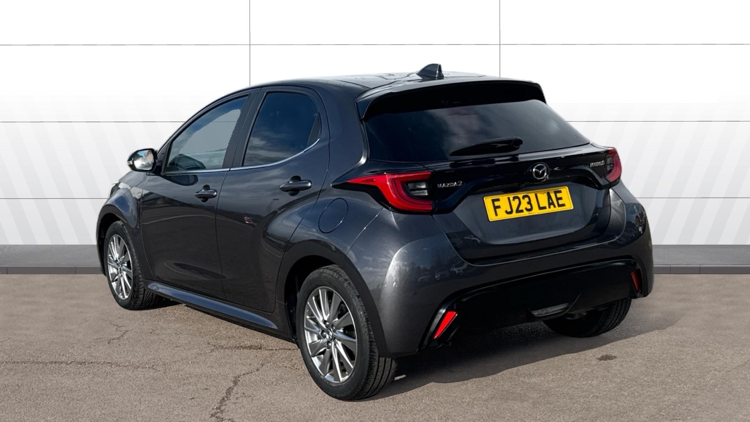 Used Mazda Mazda2 HYBRID 2023 for sale - 78025250: Photo 2