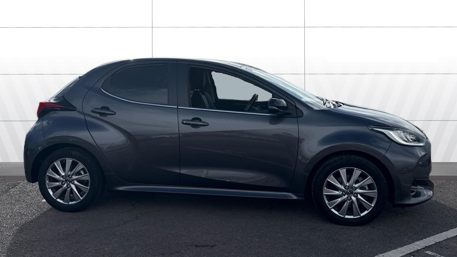 Used Mazda Mazda2 HYBRID 2023 for sale - 78025250: Photo 5