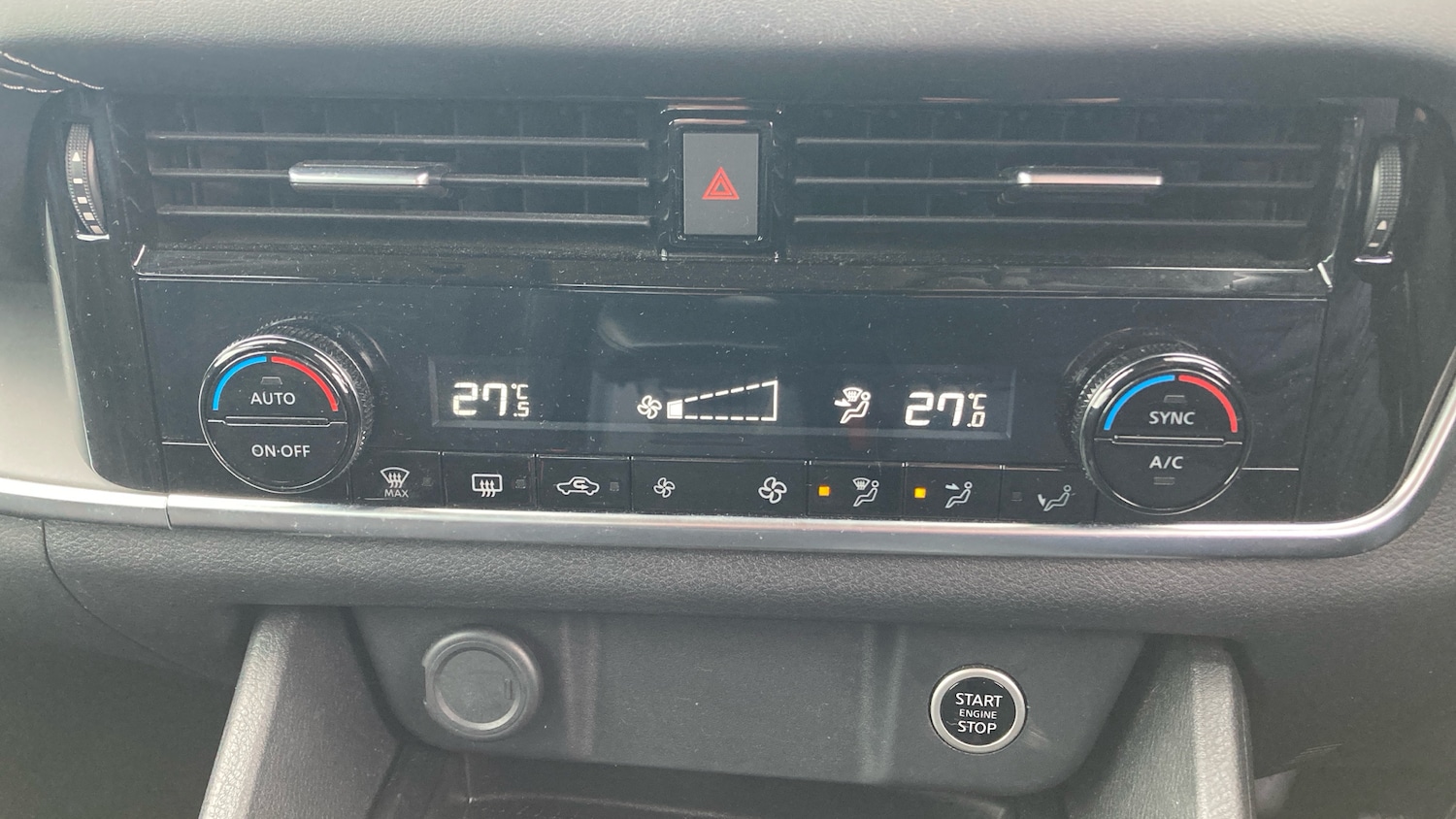 Used Nissan Qashqai 2023 for sale - 77830468: Photo 27