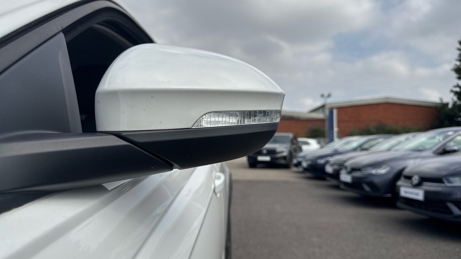 Used Volkswagen Taigo 2023 for sale - 76384895: Photo 25