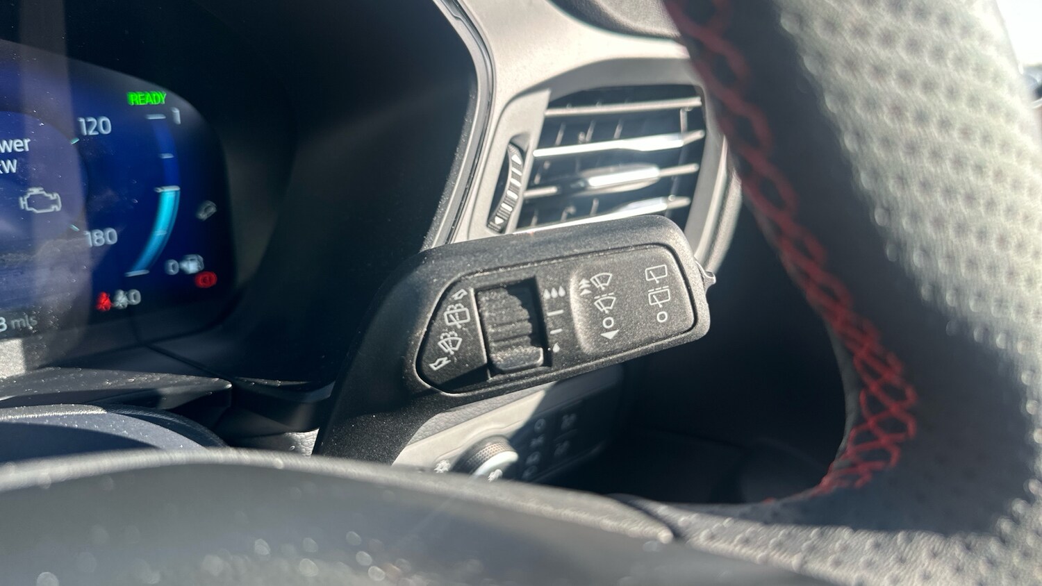 Used Ford Kuga 2023 for sale - 78025262: Photo 33