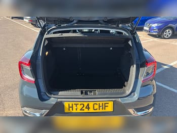 Used Renault Captur 2024 for sale - 79468624: Photo