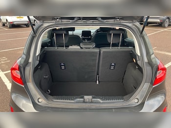 Used Ford Fiesta 2018 for sale - 77179440: Photo