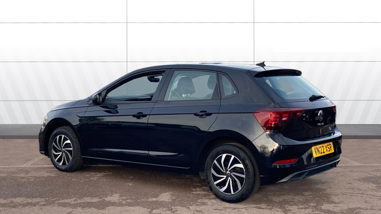 Used Volkswagen Polo 2022 for sale - 76492060: Photo 2