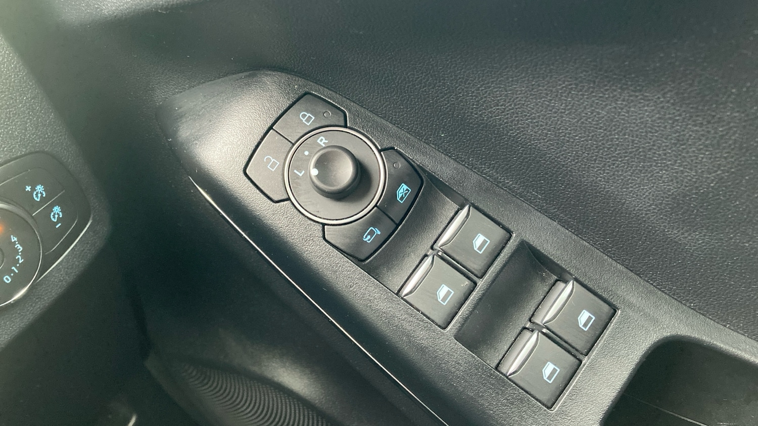 Used Ford Puma 2023 for sale - 76718816: Photo 21