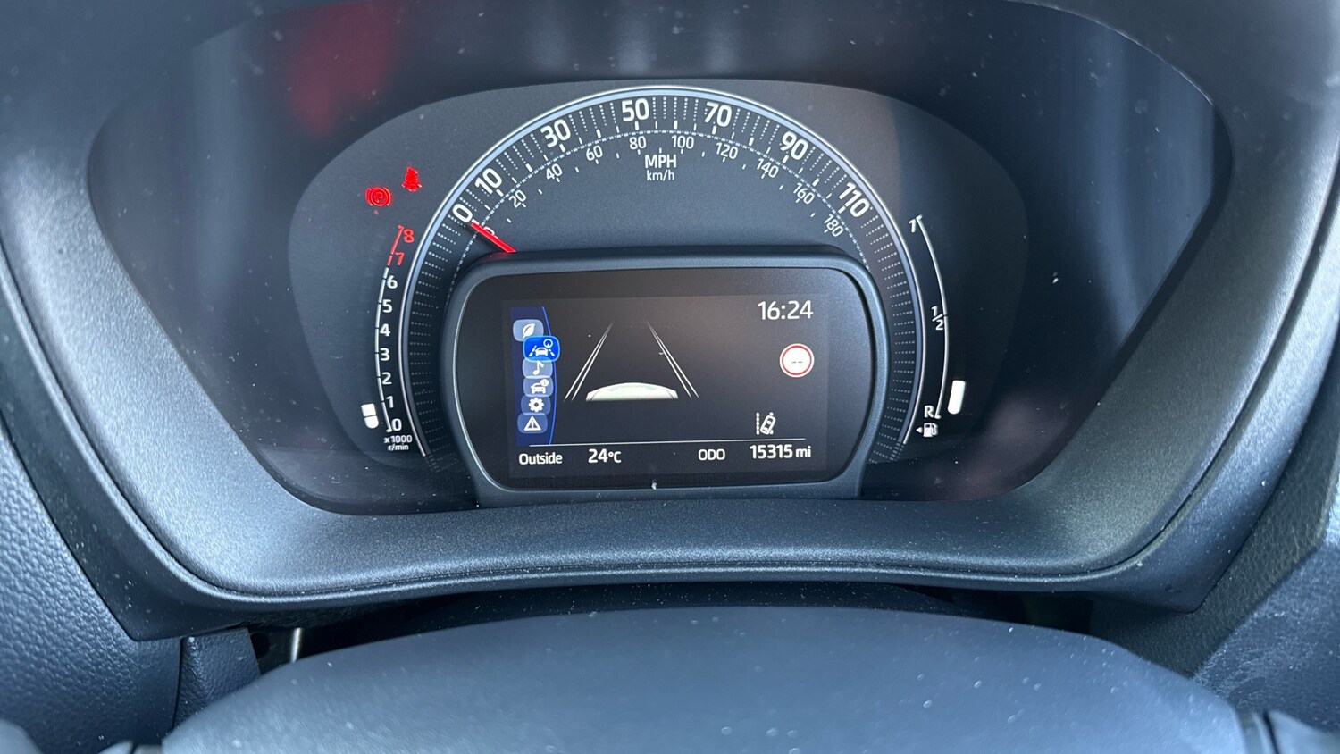 Used Toyota Aygo X 2023 for sale - 77946008: Photo 28